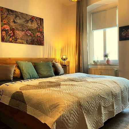 Karli'S Stuebchen Apartment Gera Bagian luar foto