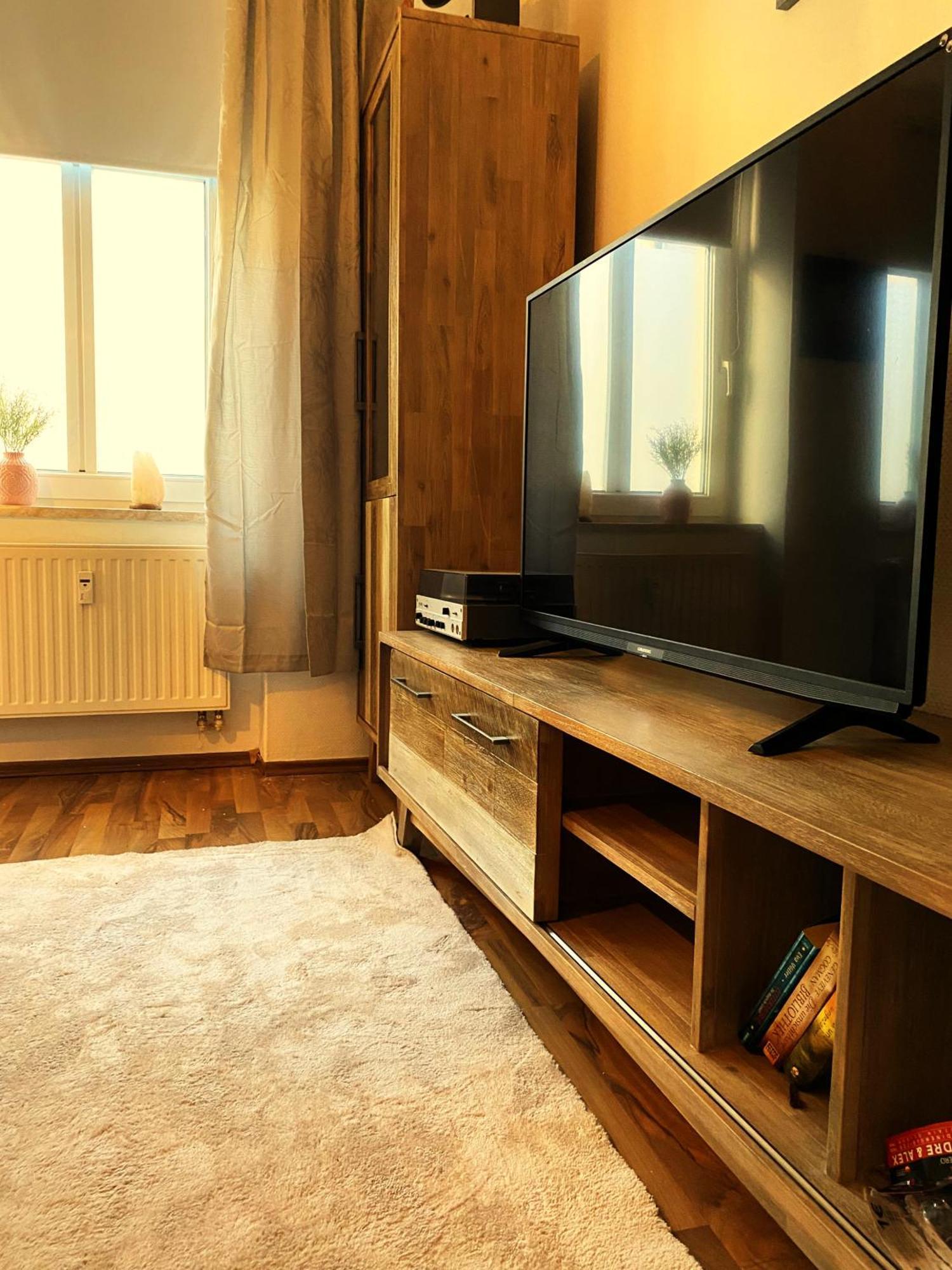 Karli'S Stuebchen Apartment Gera Bagian luar foto